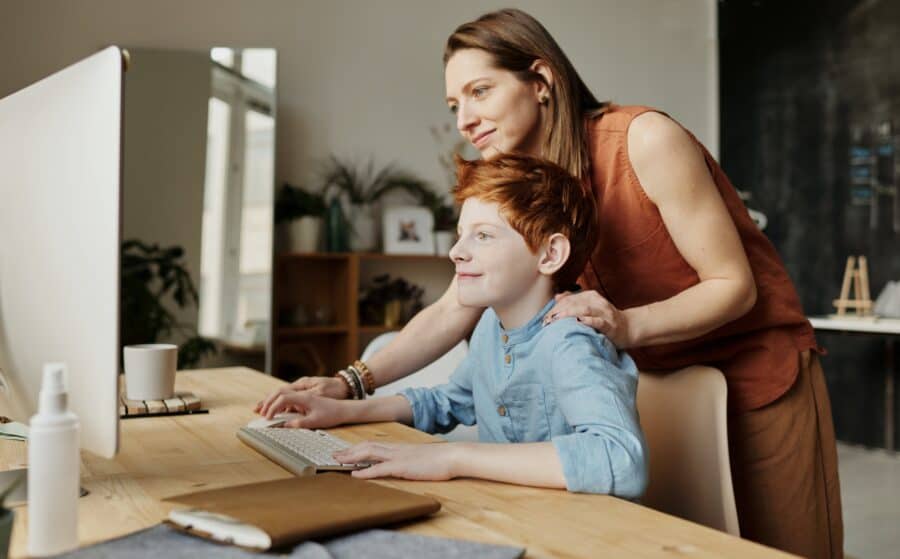 Guiding Our Children with Faith: Parenting in the Digital Age